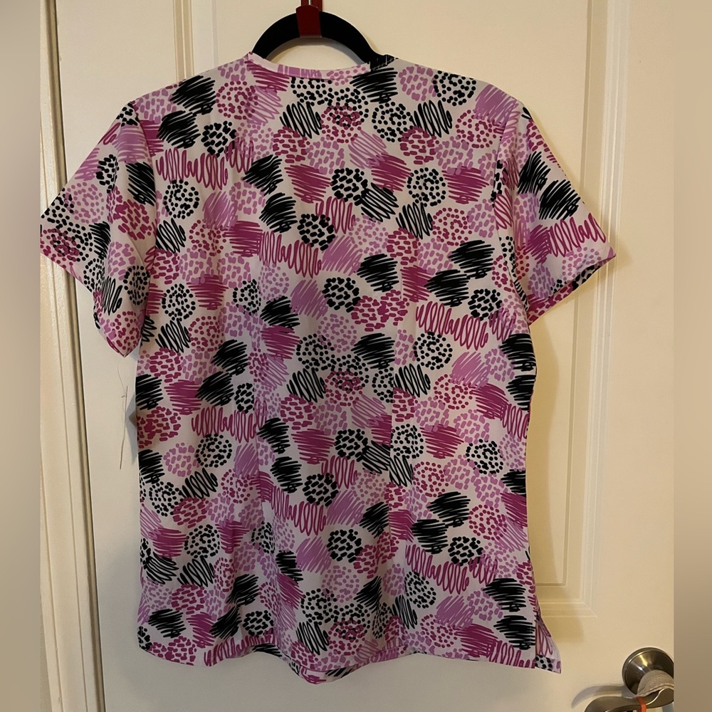 Scrub pink red and more colors
